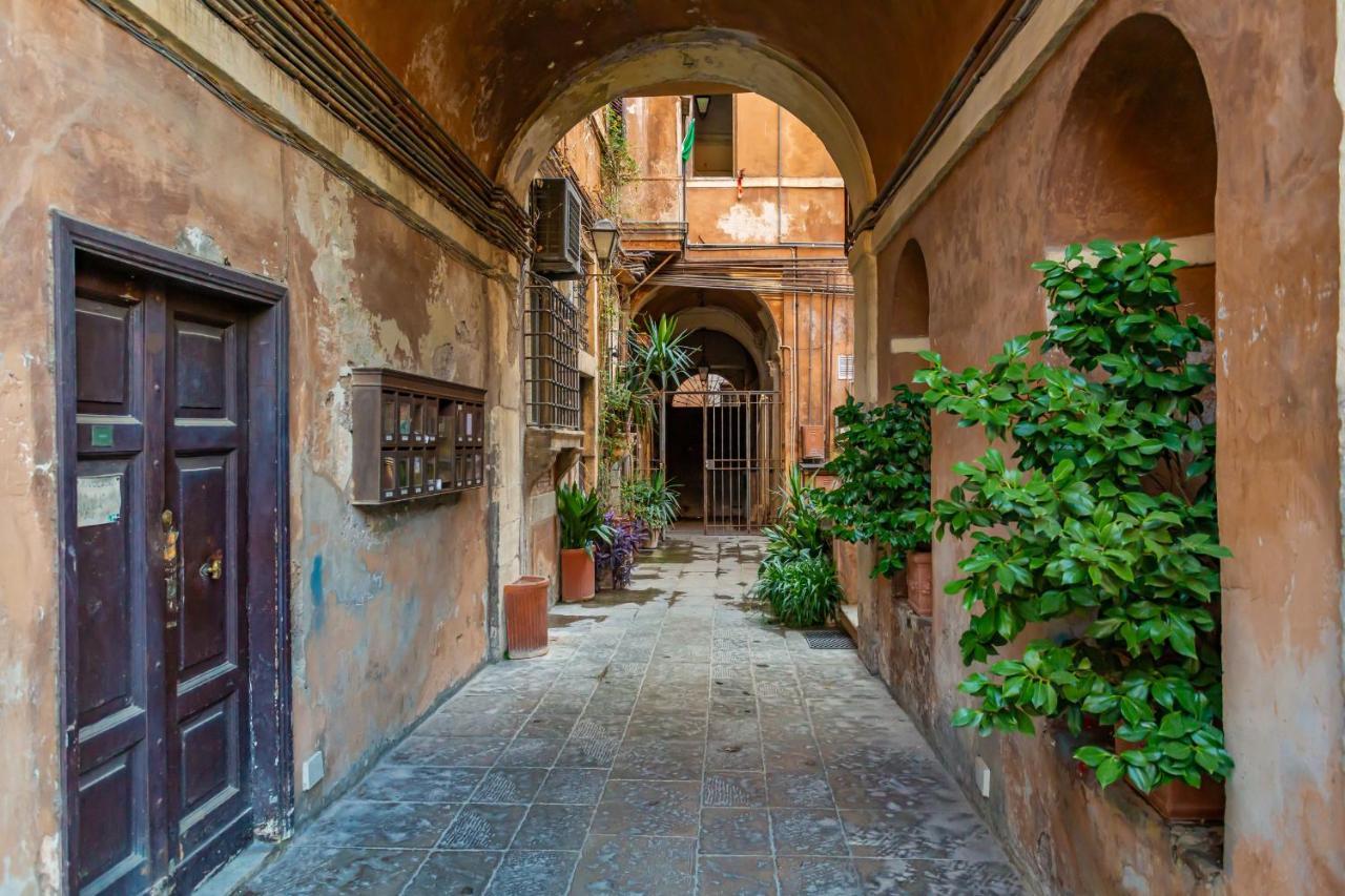 Al Cortile Del Moro Apartment Rome Exterior photo