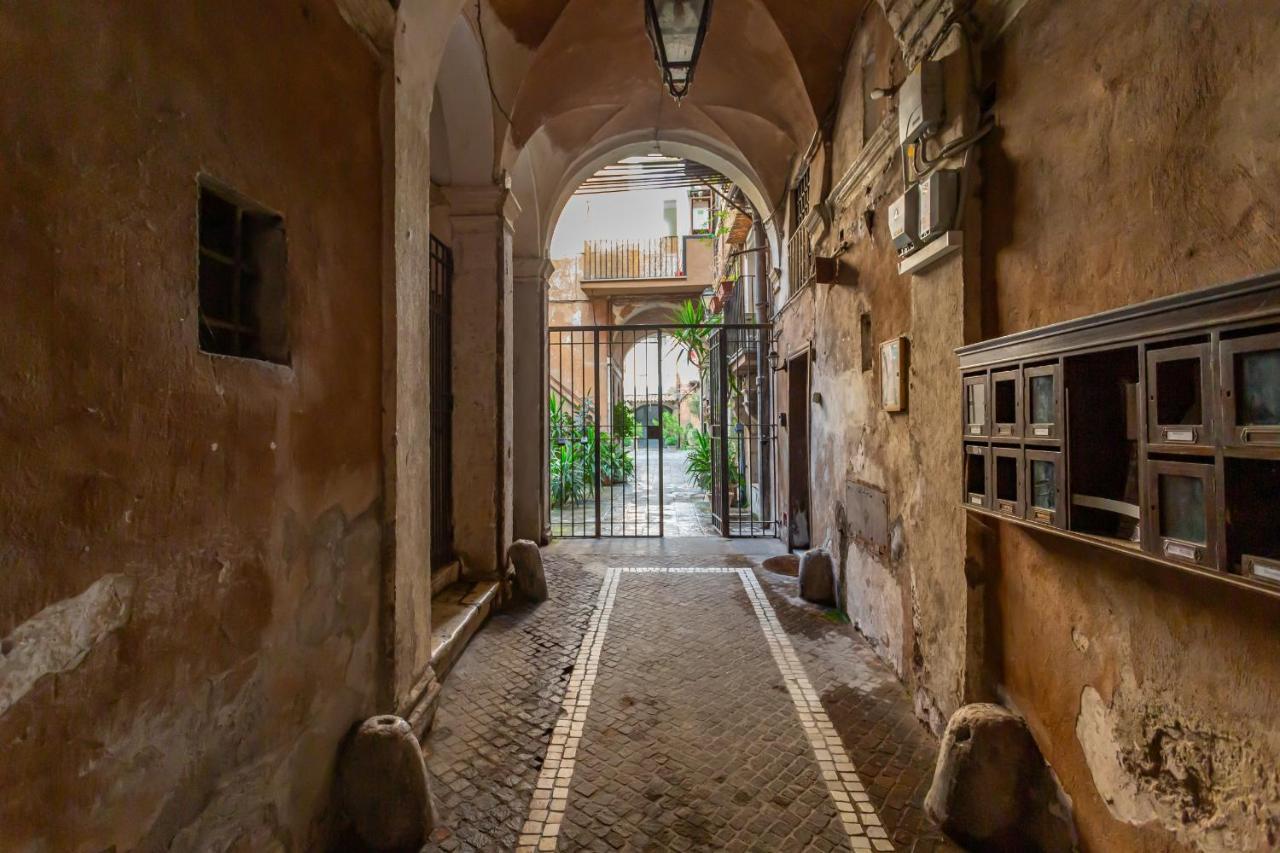 Al Cortile Del Moro Apartment Rome Exterior photo