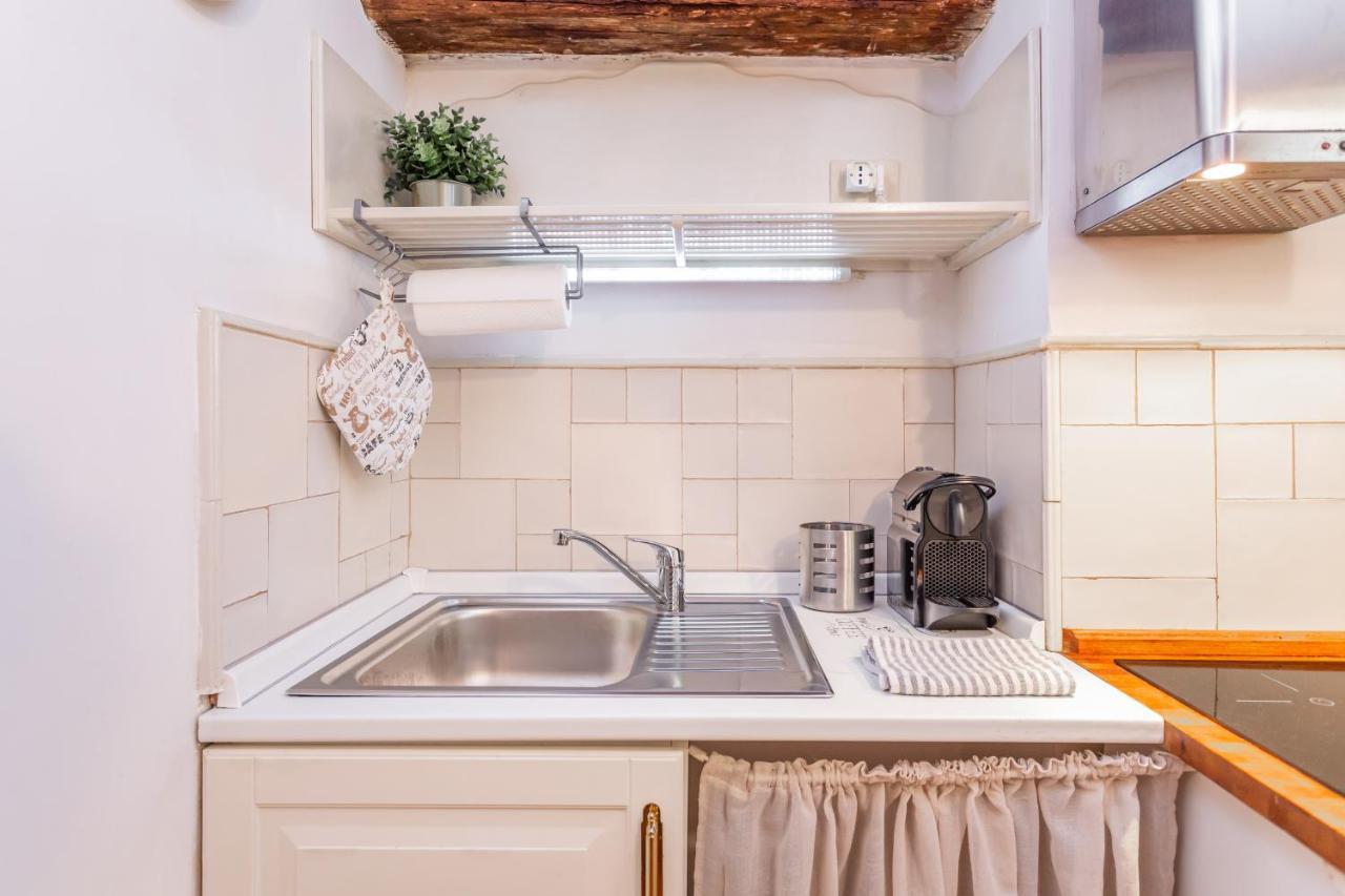 Al Cortile Del Moro Apartment Rome Exterior photo